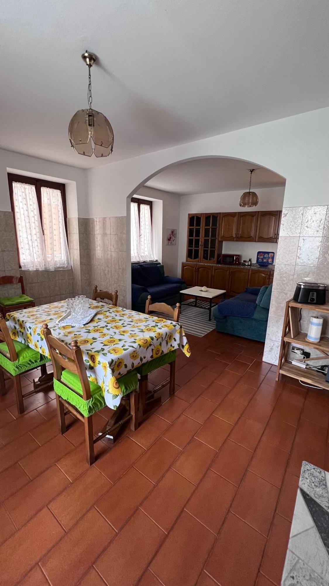 Casa Caterina 2 Storey House, With A Mountain View 토스콜라노마데노 외부 사진